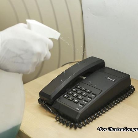 Oyo 78245 Collection O Hotel Crown Inn นาวีมุมไบ ภายนอก รูปภาพ
