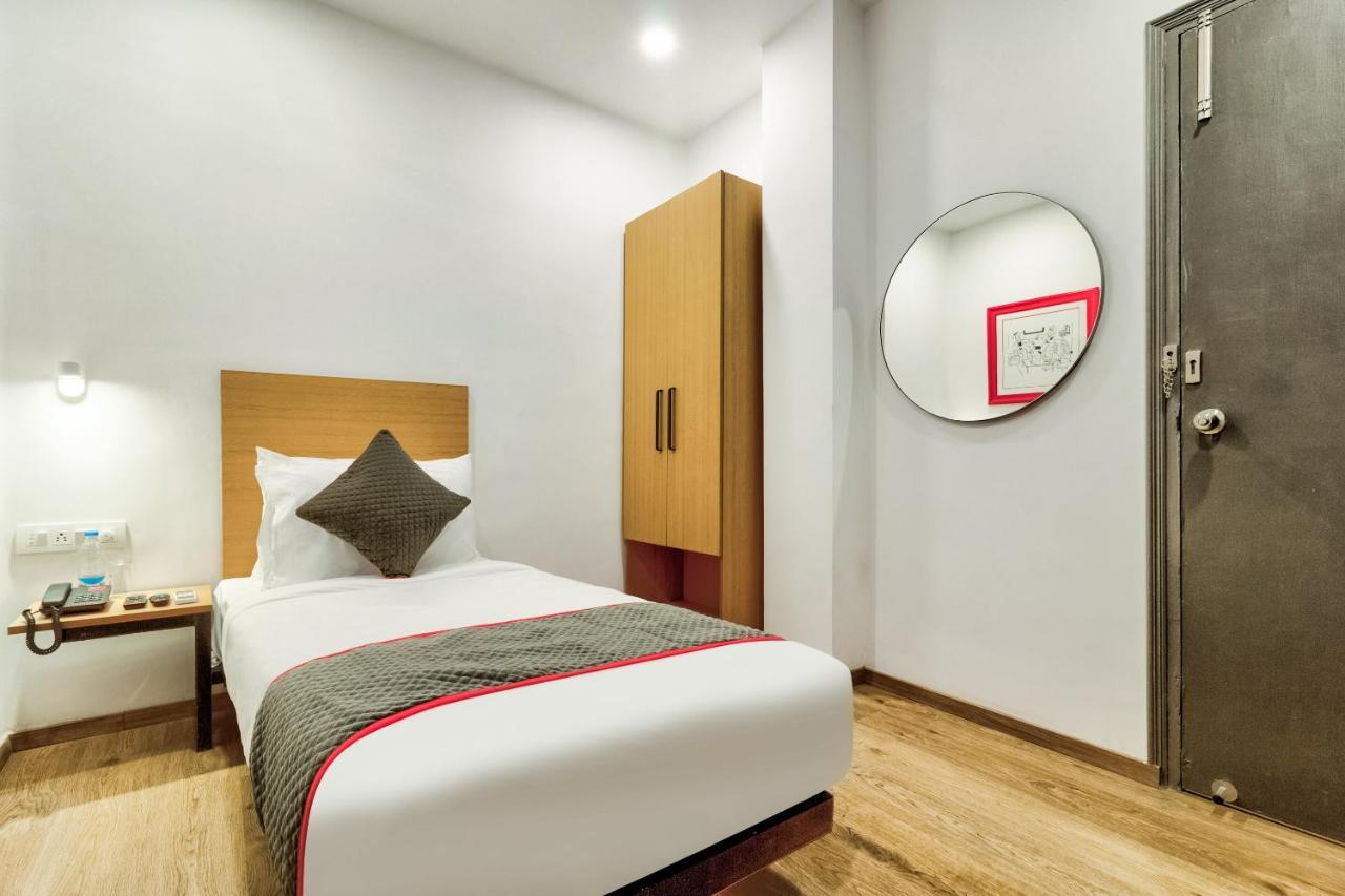 Oyo 78245 Collection O Hotel Crown Inn นาวีมุมไบ ภายนอก รูปภาพ