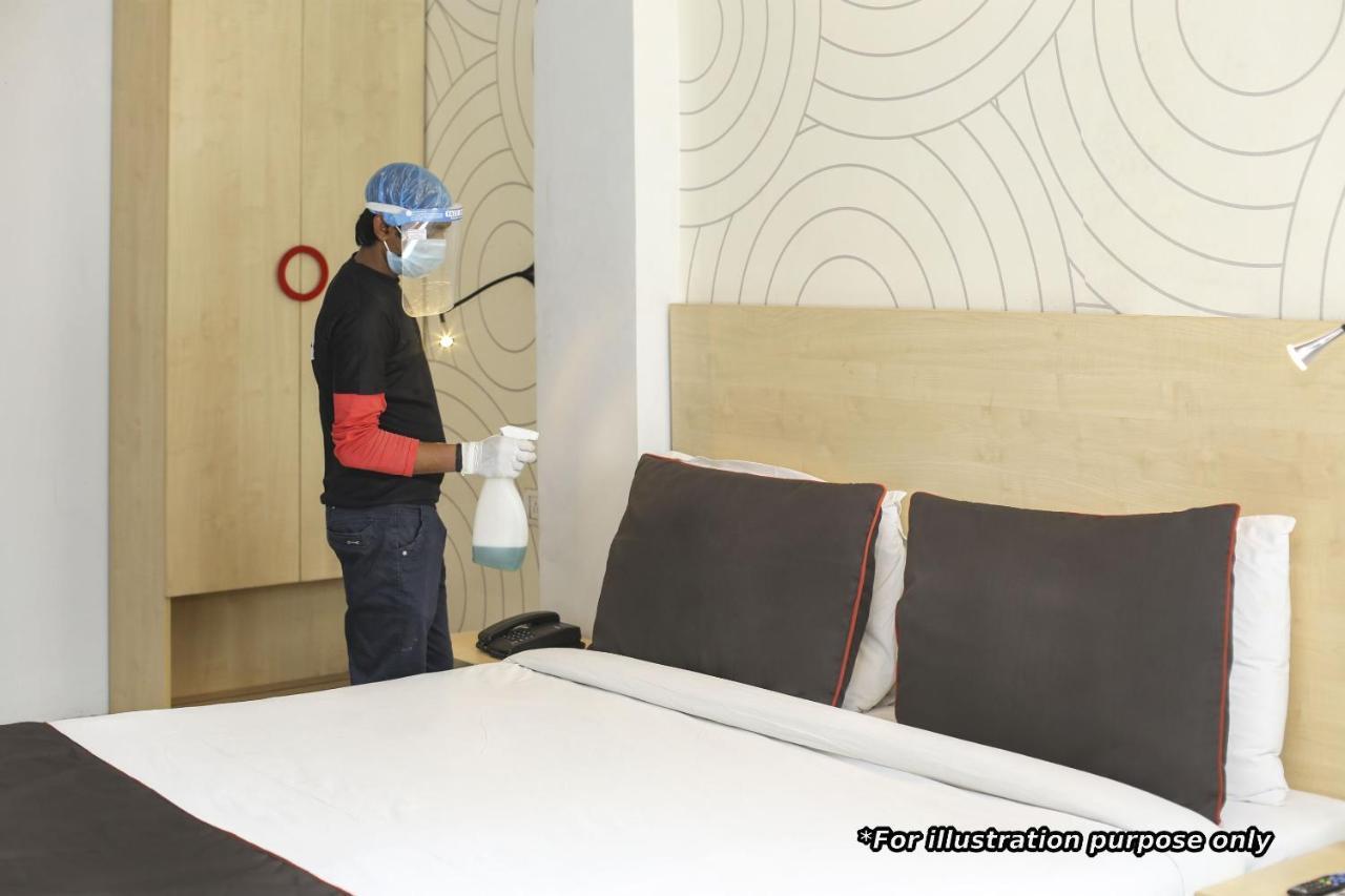Oyo 78245 Collection O Hotel Crown Inn นาวีมุมไบ ภายนอก รูปภาพ