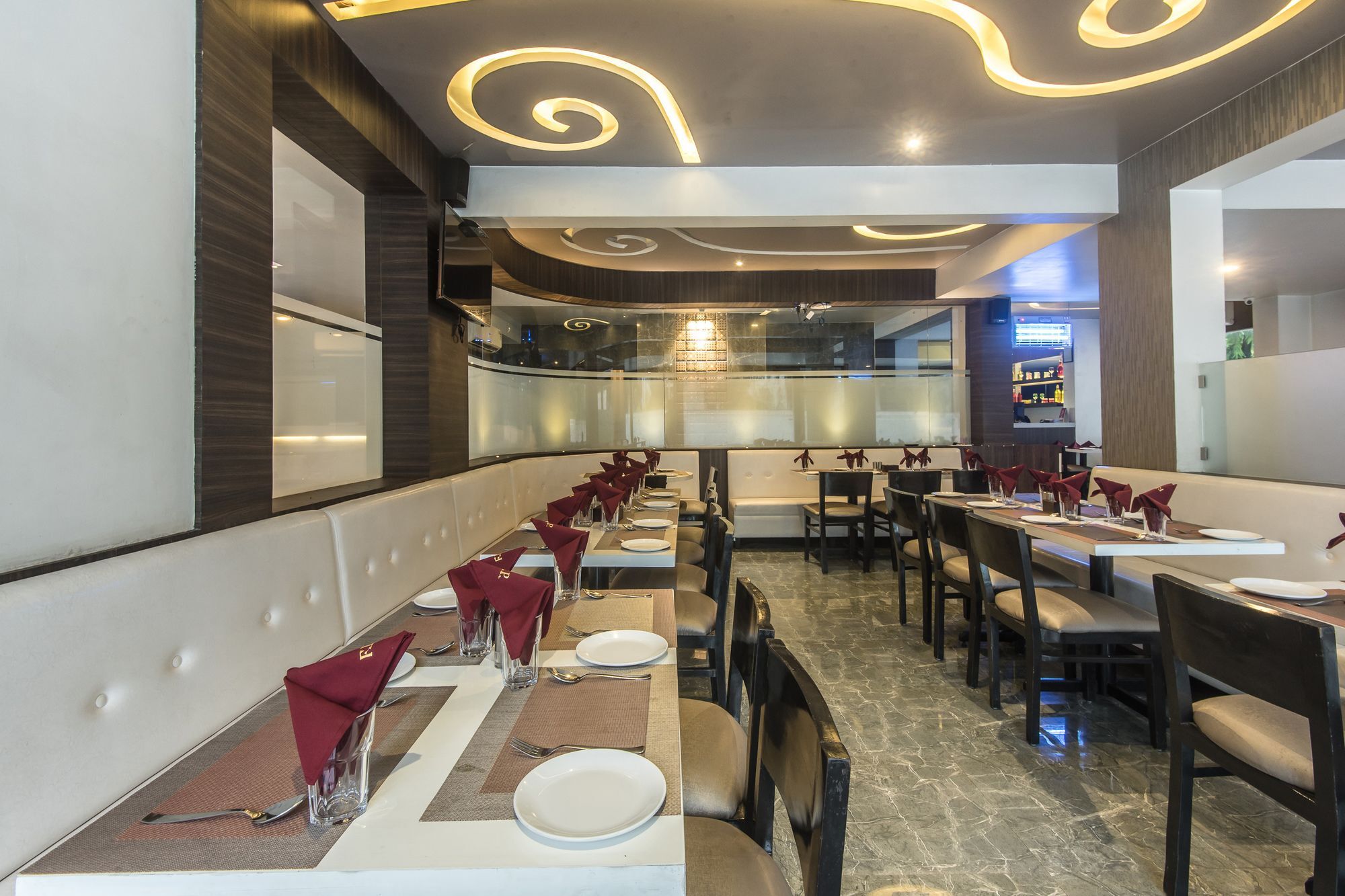Oyo 78245 Collection O Hotel Crown Inn นาวีมุมไบ ภายนอก รูปภาพ
