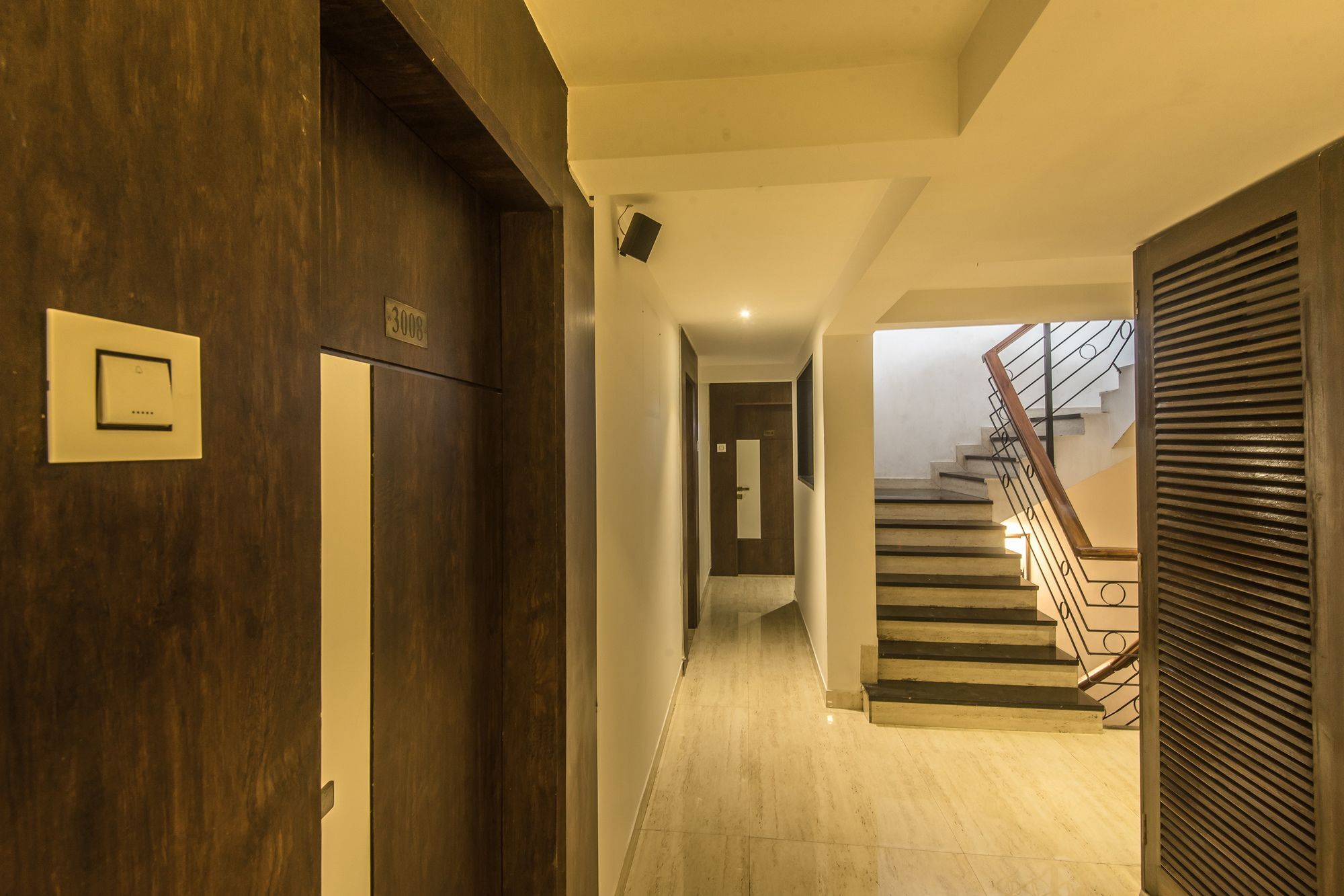 Oyo 78245 Collection O Hotel Crown Inn นาวีมุมไบ ภายนอก รูปภาพ